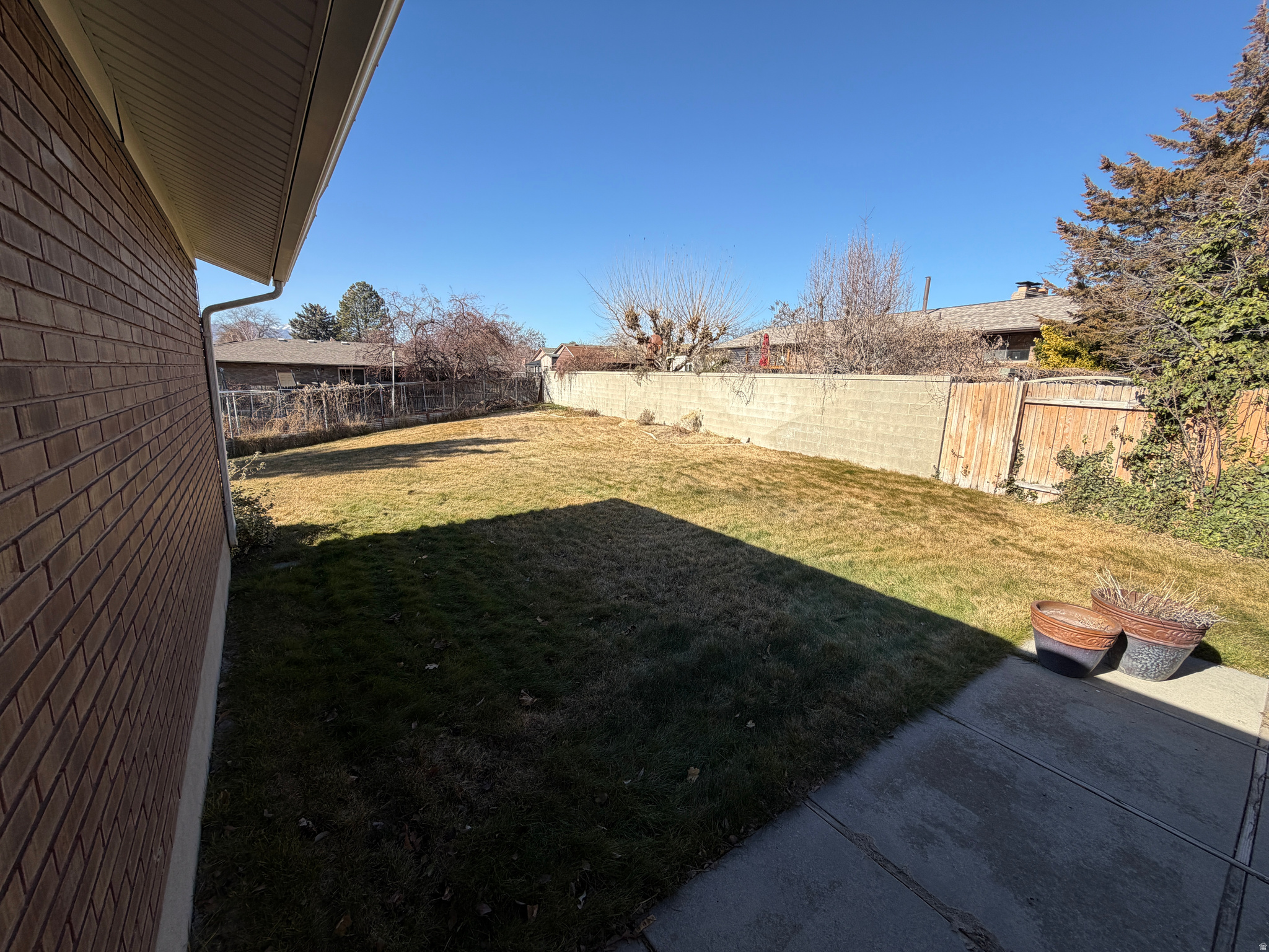 SUMMERWOOD - Residential