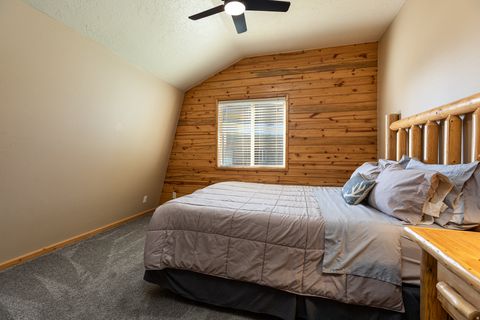 Tiny photo for 1505 W ELK RIDGE DR, Duck Creek Village, UT 84762 (MLS # 2126425)