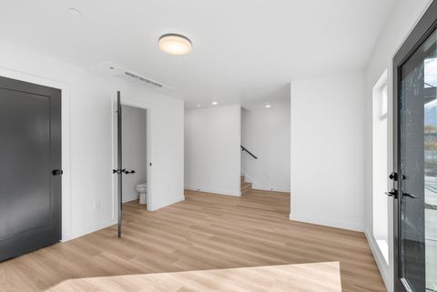 Tiny photo for 602 E BETSEY CV S #20, Salt Lake City, UT 84107 (MLS # 2126461)