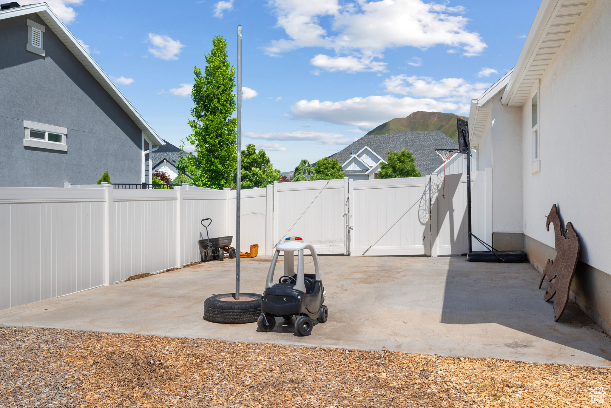 STONEBRIDGE - Residential