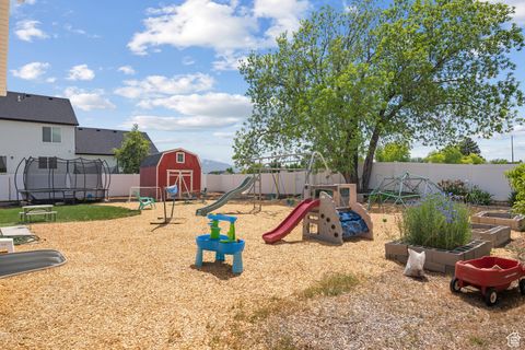 Tiny photo for 1047 N 700 W, Mapleton, UT 84664 (MLS # 2087629)
