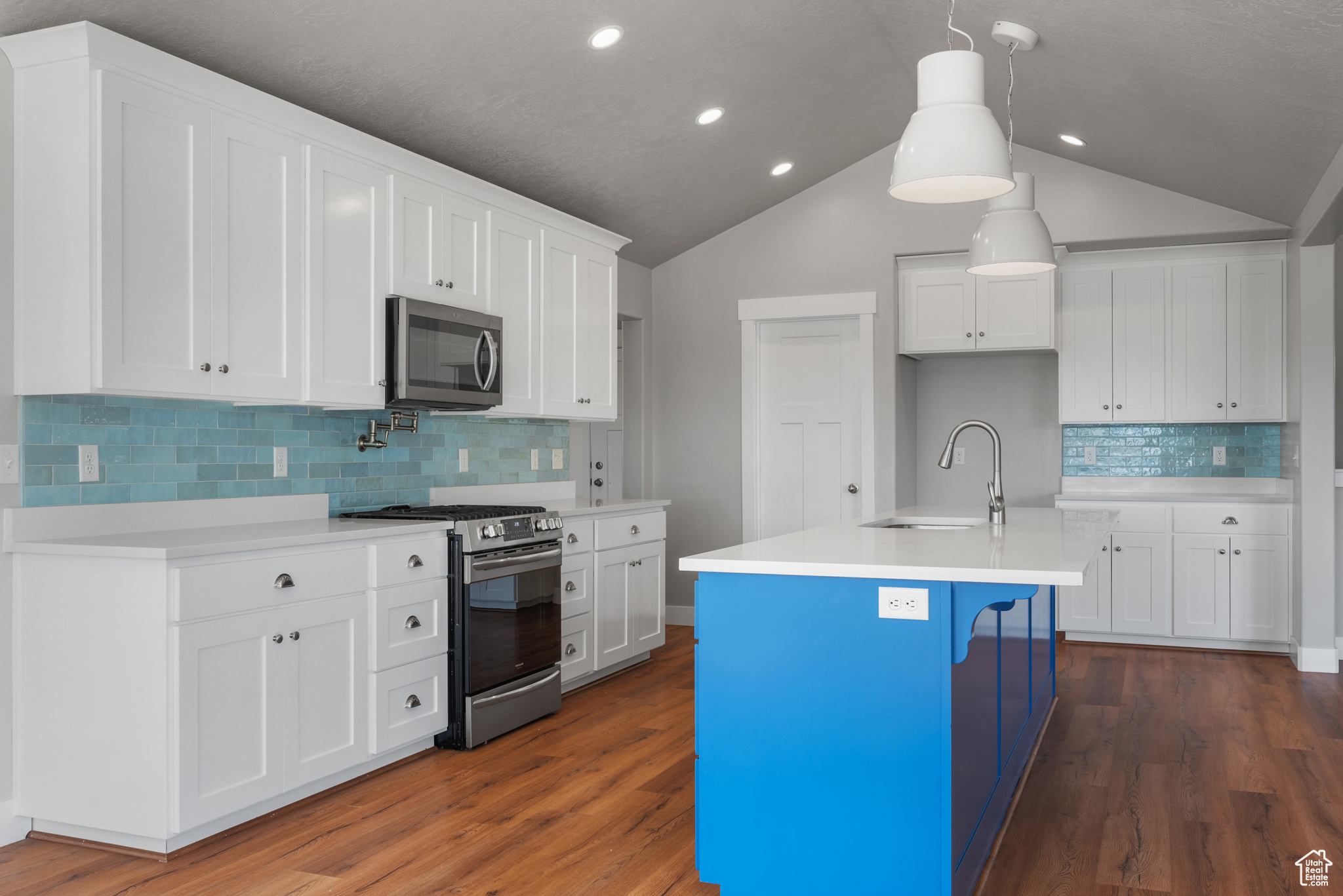 STONEBRIDGE - Residential