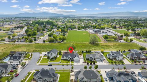 Tiny photo for 1047 N 700 W, Mapleton, UT 84664 (MLS # 2087629)