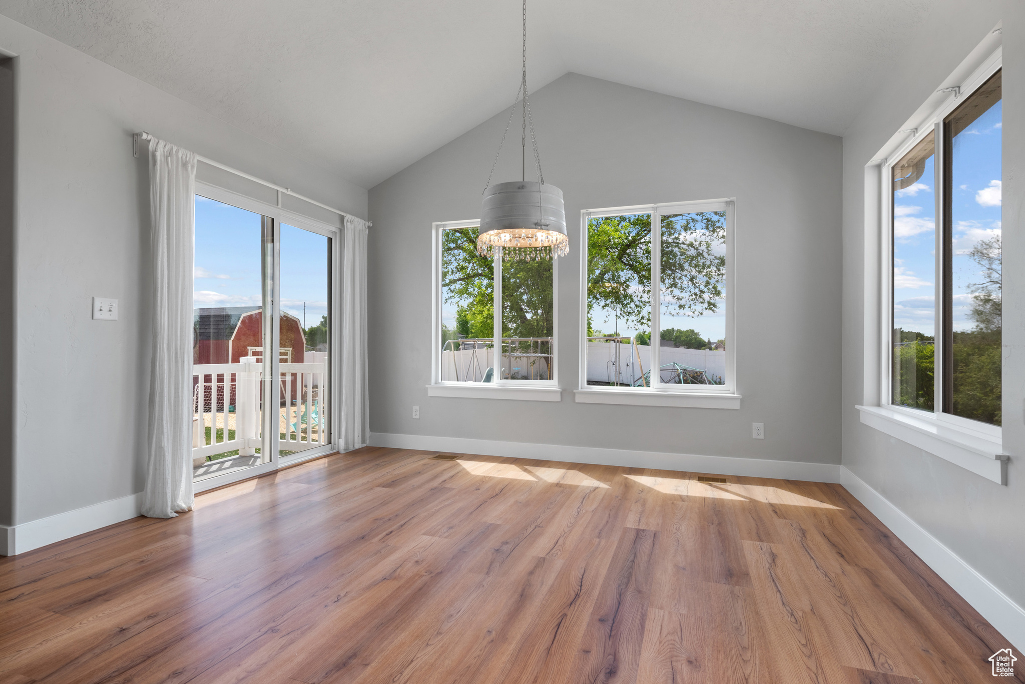 STONEBRIDGE - Residential