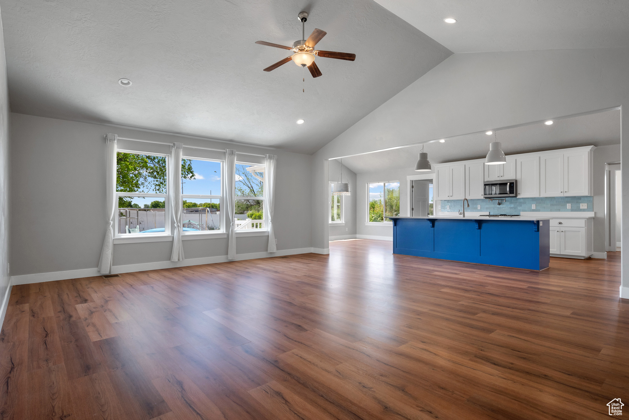 STONEBRIDGE - Residential