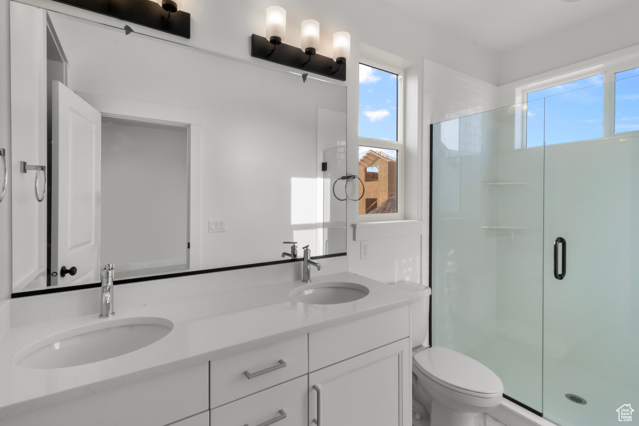 RIVERS EDGE - Residential