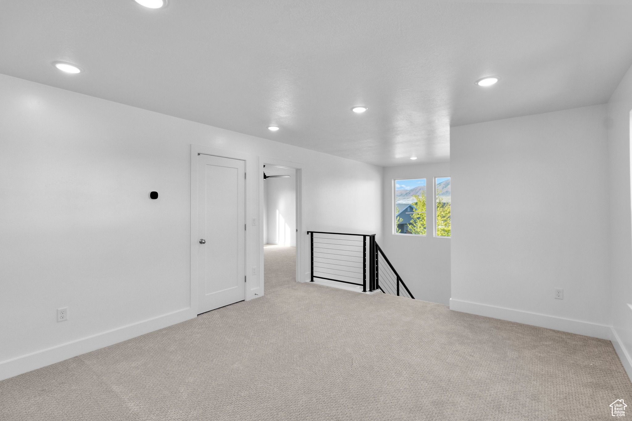 RIVERS EDGE - Residential