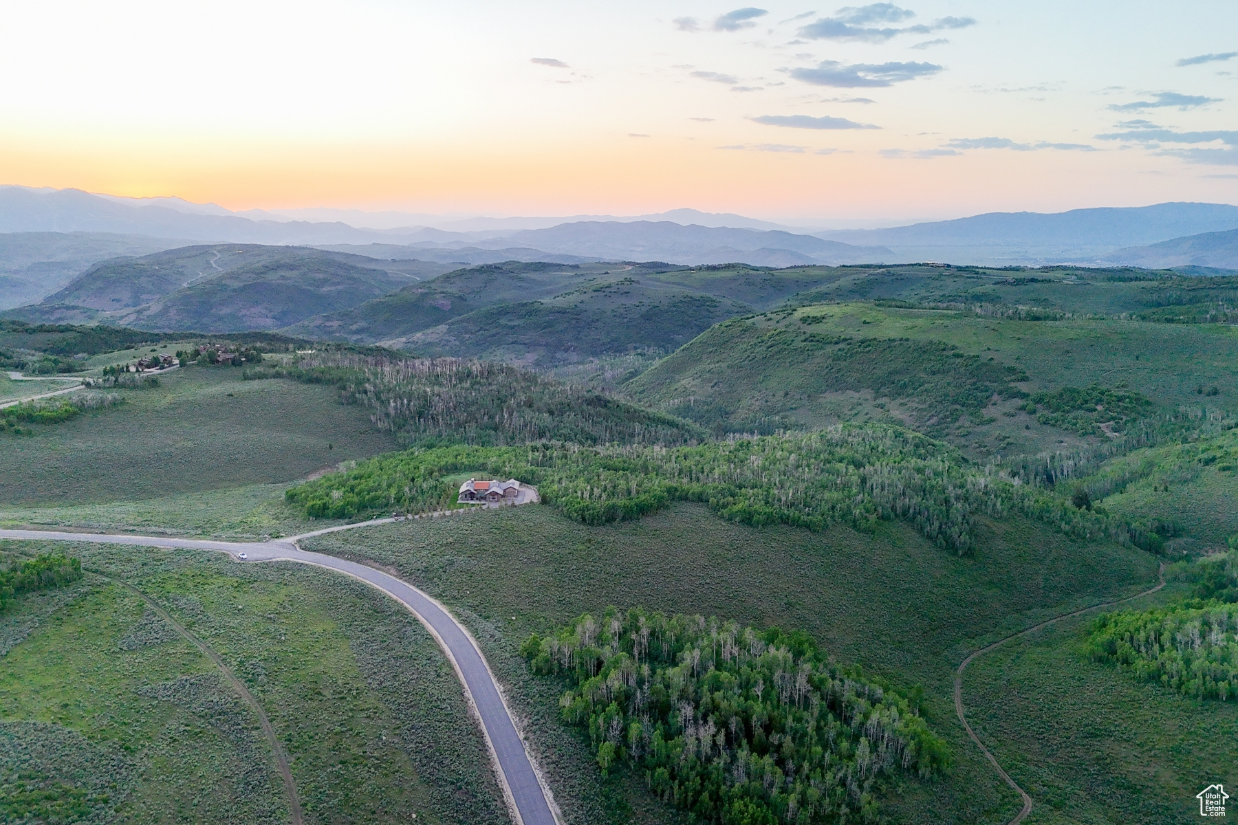 Heber City, Utah 84032, United States, 4 Bedrooms Bedrooms, ,4 BathroomsBathrooms,Residential,Active,83317