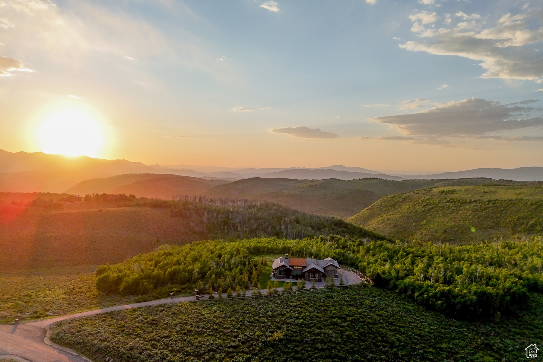 Heber City, Utah 84032, United States, 4 Bedrooms Bedrooms, ,4 BathroomsBathrooms,Residential,Active,83317