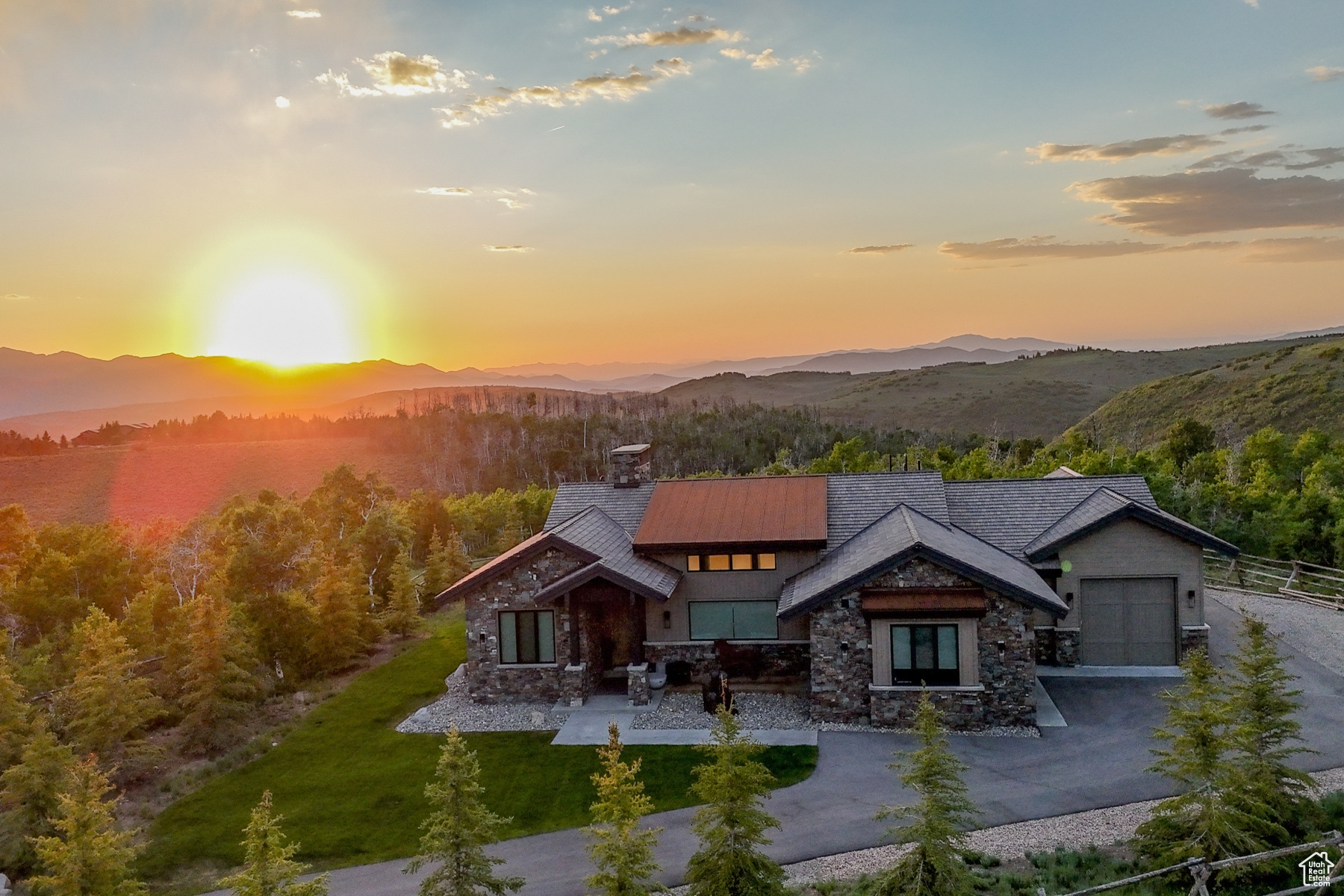 Heber City, Utah 84032, United States, 4 Bedrooms Bedrooms, ,4 BathroomsBathrooms,Residential,Active,83317