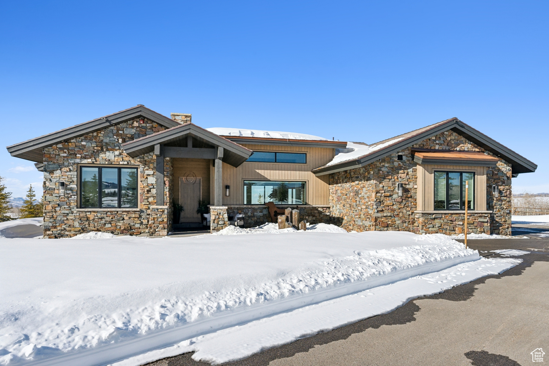 Heber City, Utah 84032, United States, 4 Bedrooms Bedrooms, ,4 BathroomsBathrooms,Residential,Active,83317