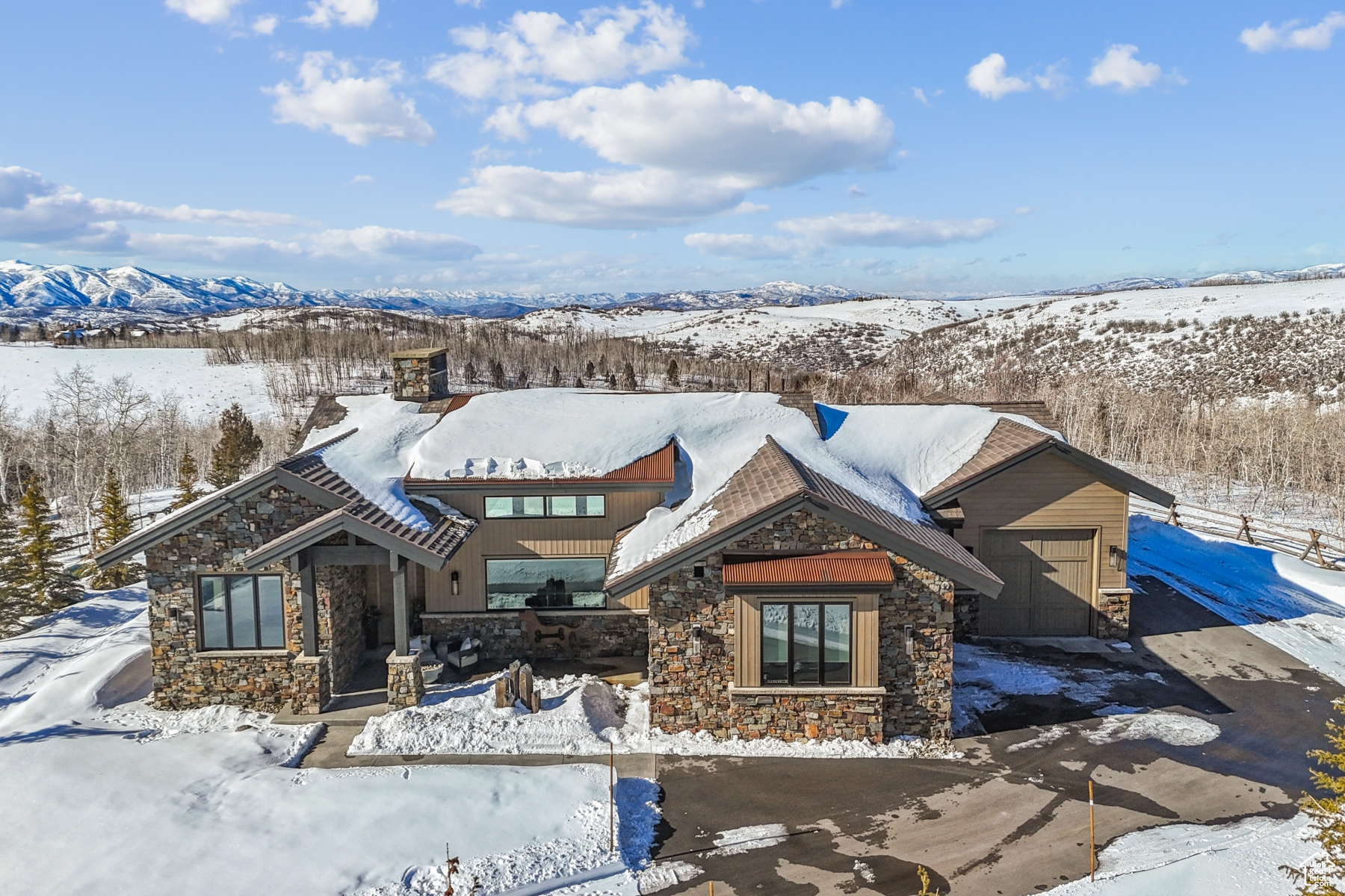 Heber City, Utah 84032, United States, 4 Bedrooms Bedrooms, ,4 BathroomsBathrooms,Residential,Active,83317