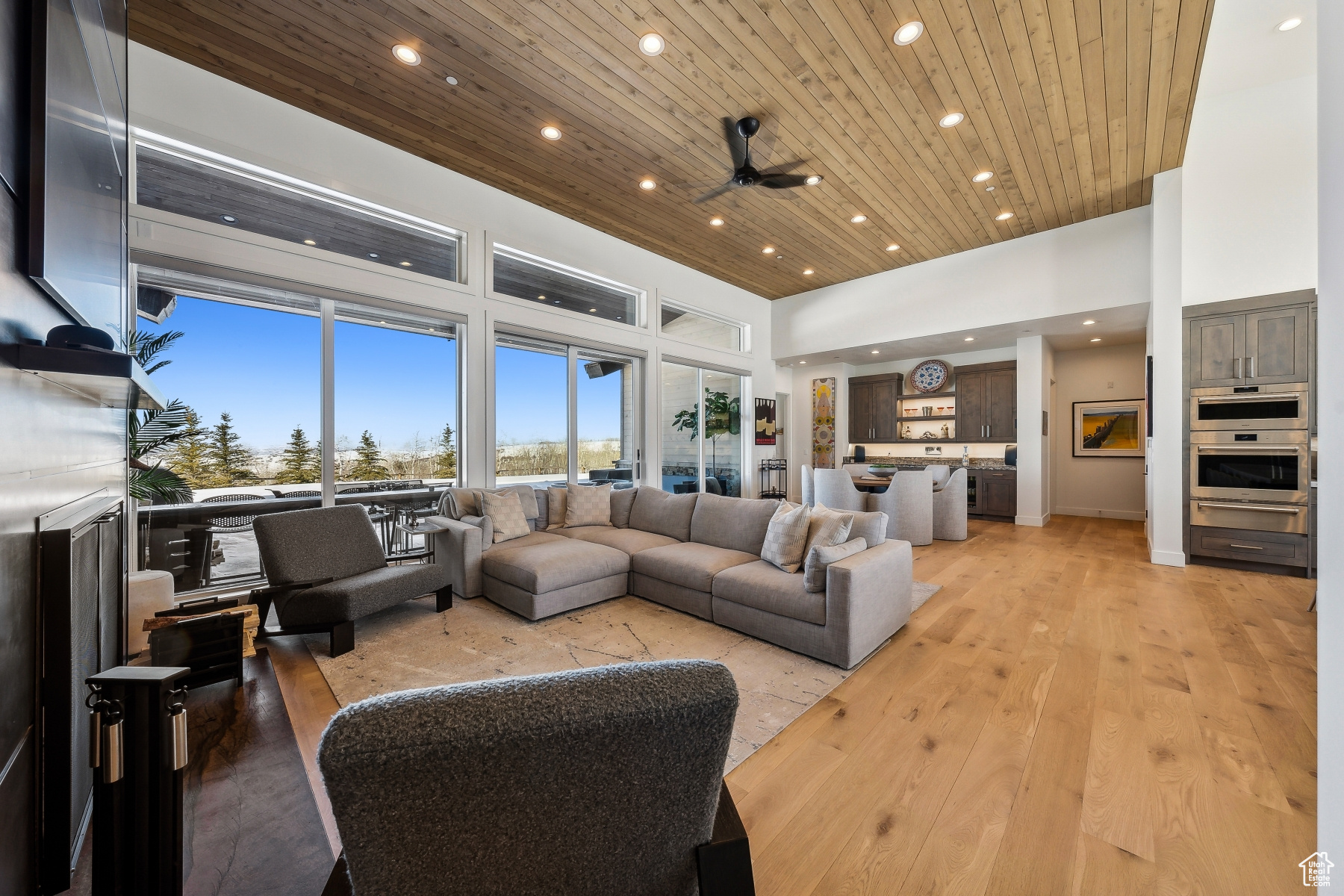 Heber City, Utah 84032, United States, 4 Bedrooms Bedrooms, ,4 BathroomsBathrooms,Residential,Active,83317