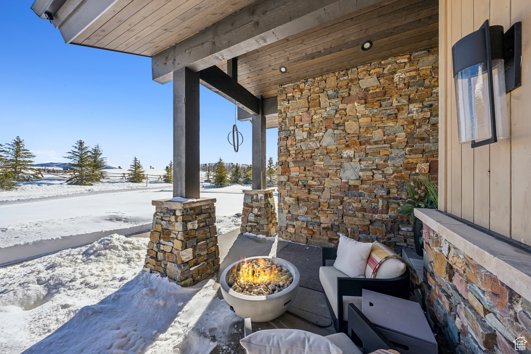 Heber City, Utah 84032, United States, 4 Bedrooms Bedrooms, ,4 BathroomsBathrooms,Residential,Active,83317