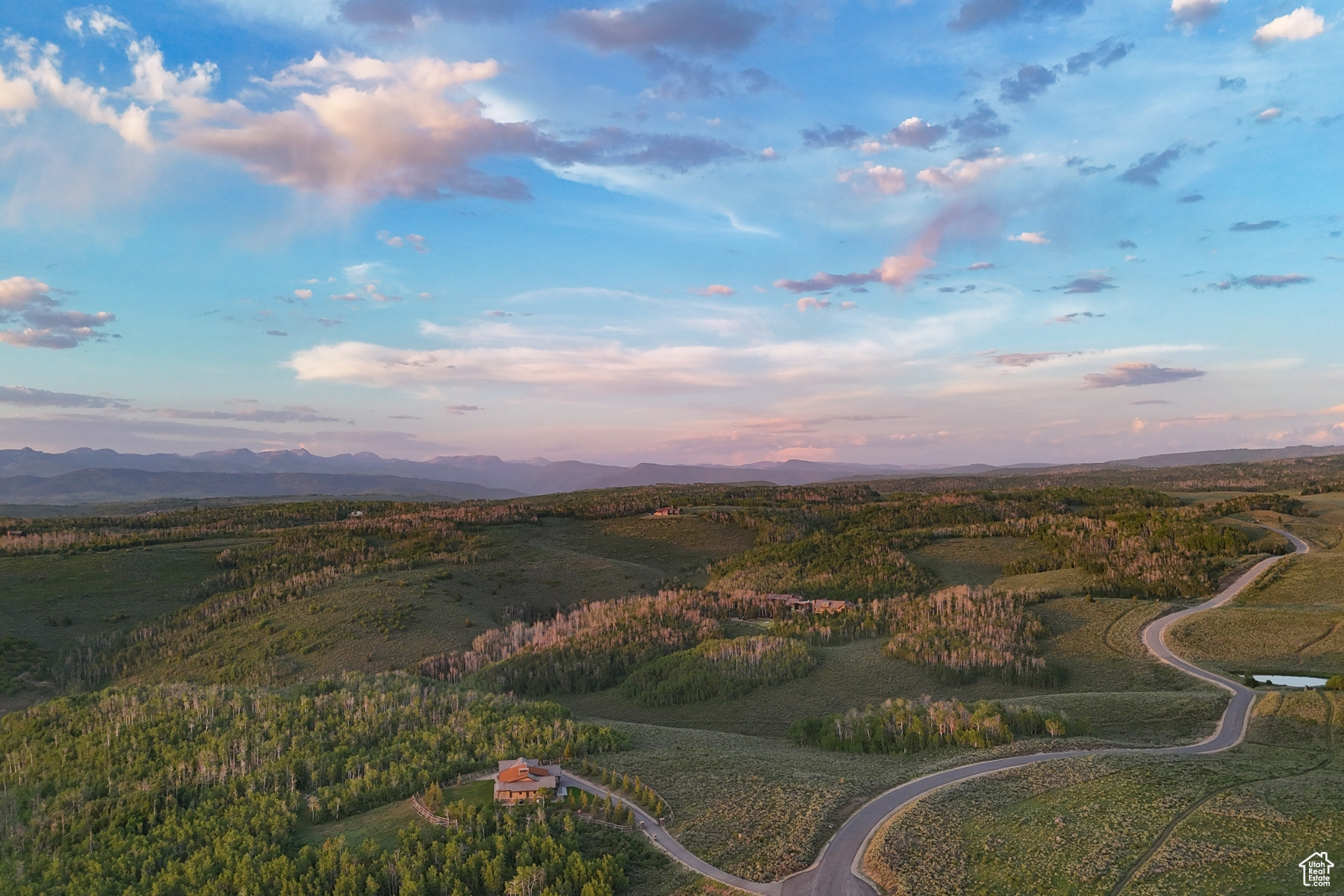 Heber City, Utah 84032, United States, 4 Bedrooms Bedrooms, ,4 BathroomsBathrooms,Residential,Active,83317