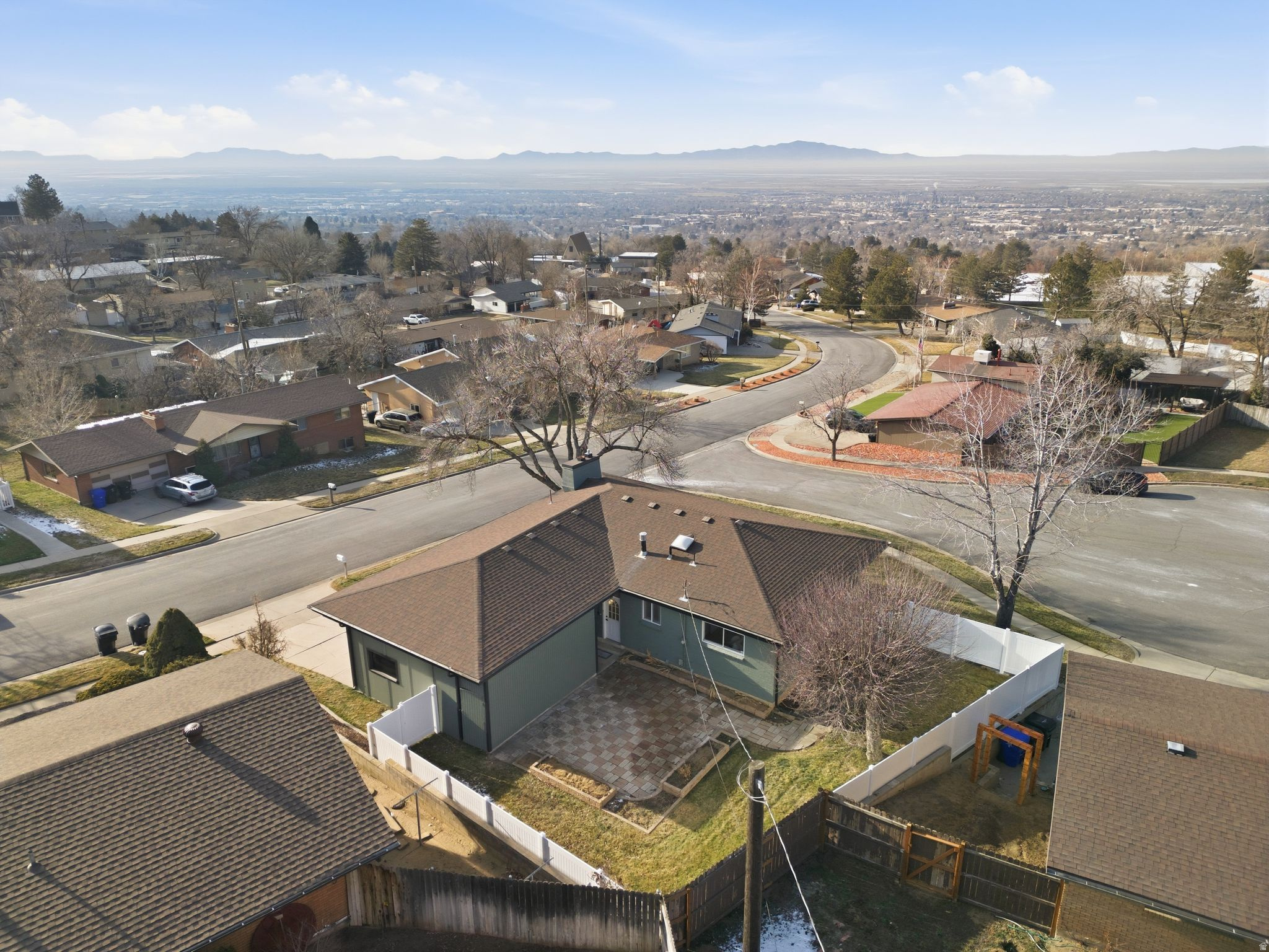 OAKRIDGE MANOR - Residential