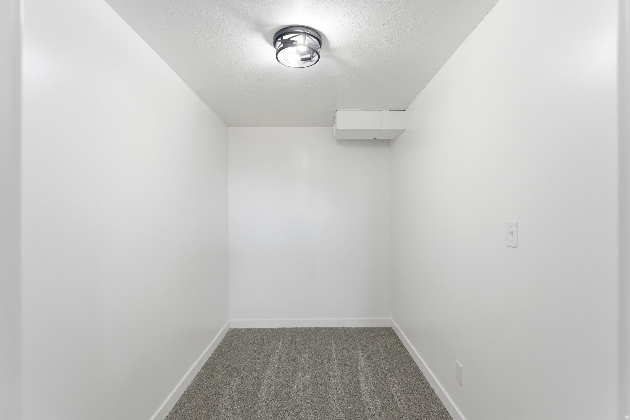 OAKRIDGE MANOR - Residential