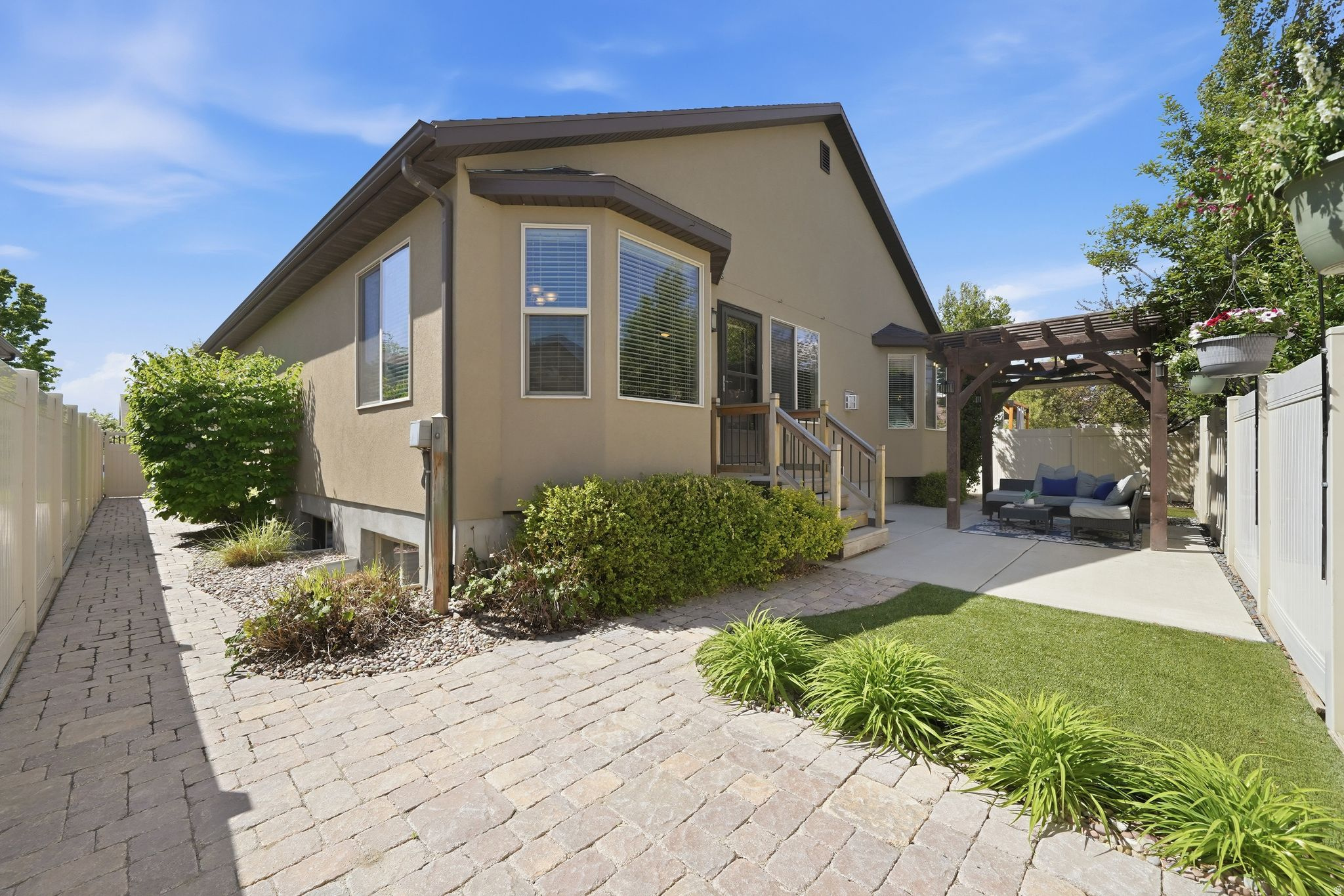 OQUIRRH PARK - Residential