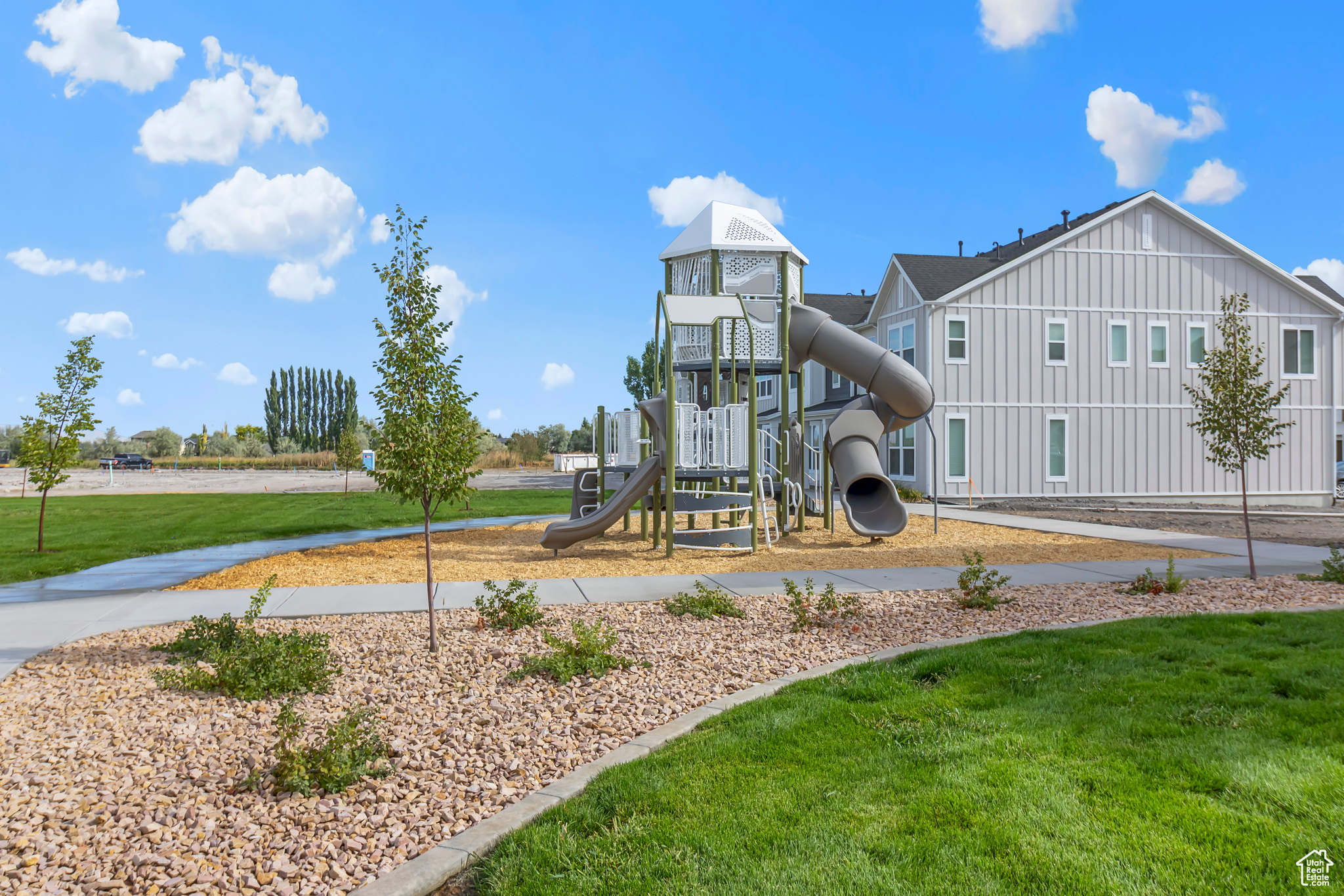 SUGAR CREEK TOWNHOMES - Residential