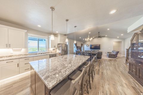 Tiny photo for 4231 N 2800 W, Brigham City, UT 84302 (MLS # 2158085)