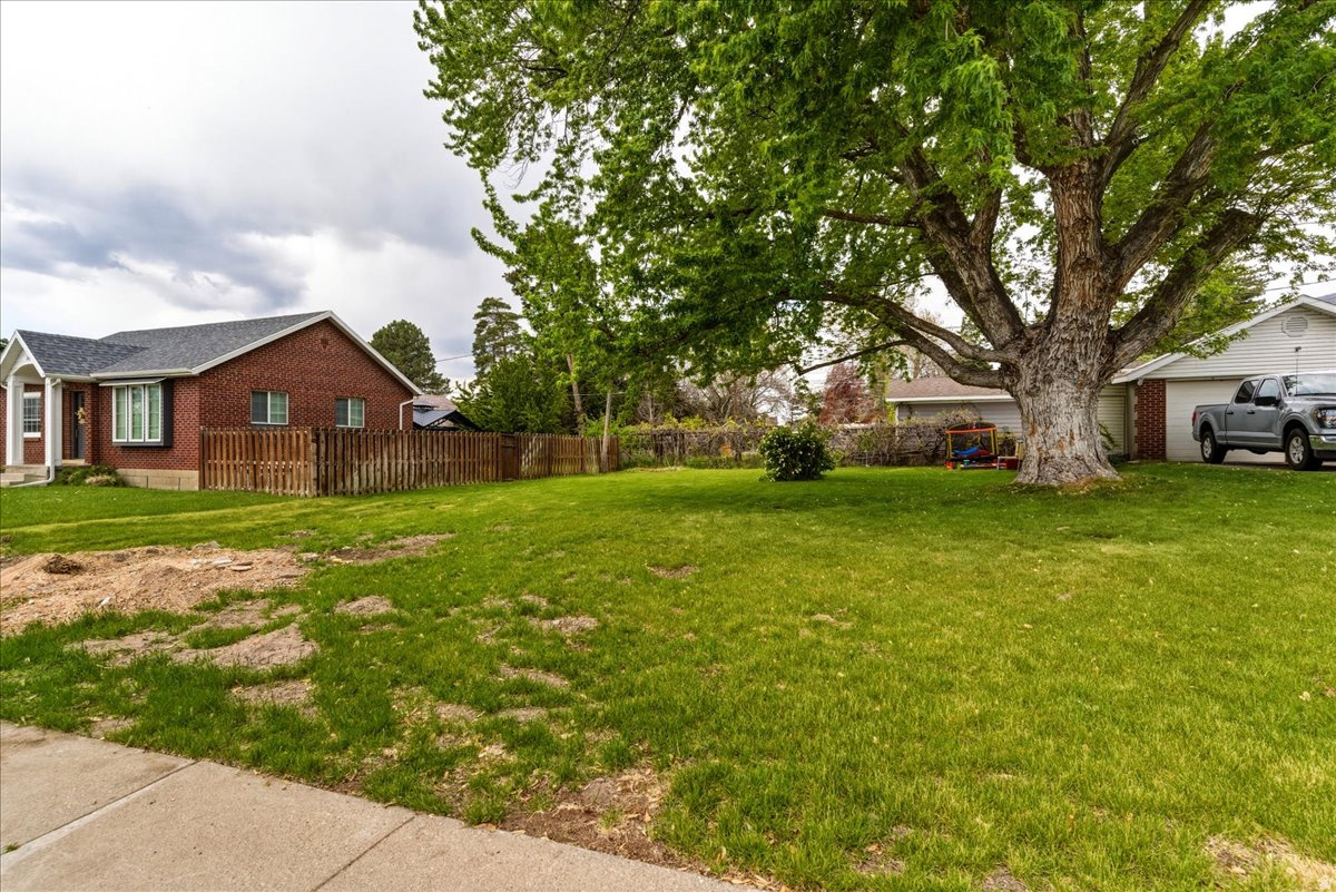 HINDS SUBDIVISION - Land