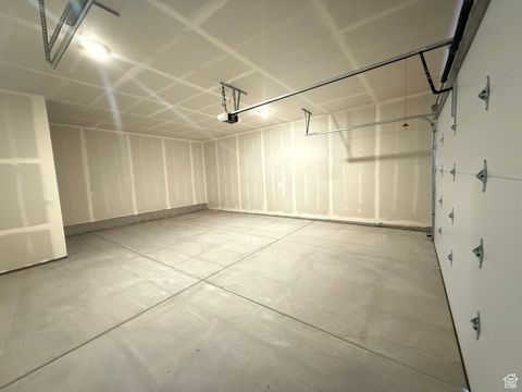 Tiny photo for 549 N LEGEND WAY #B/467, Mapleton, UT 84664 (MLS # 2102427)