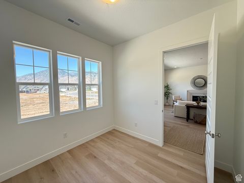Tiny photo for 549 N LEGEND WAY #B/467, Mapleton, UT 84664 (MLS # 2102427)