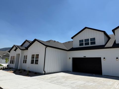 Tiny photo for 549 N LEGEND WAY #B/467, Mapleton, UT 84664 (MLS # 2102427)