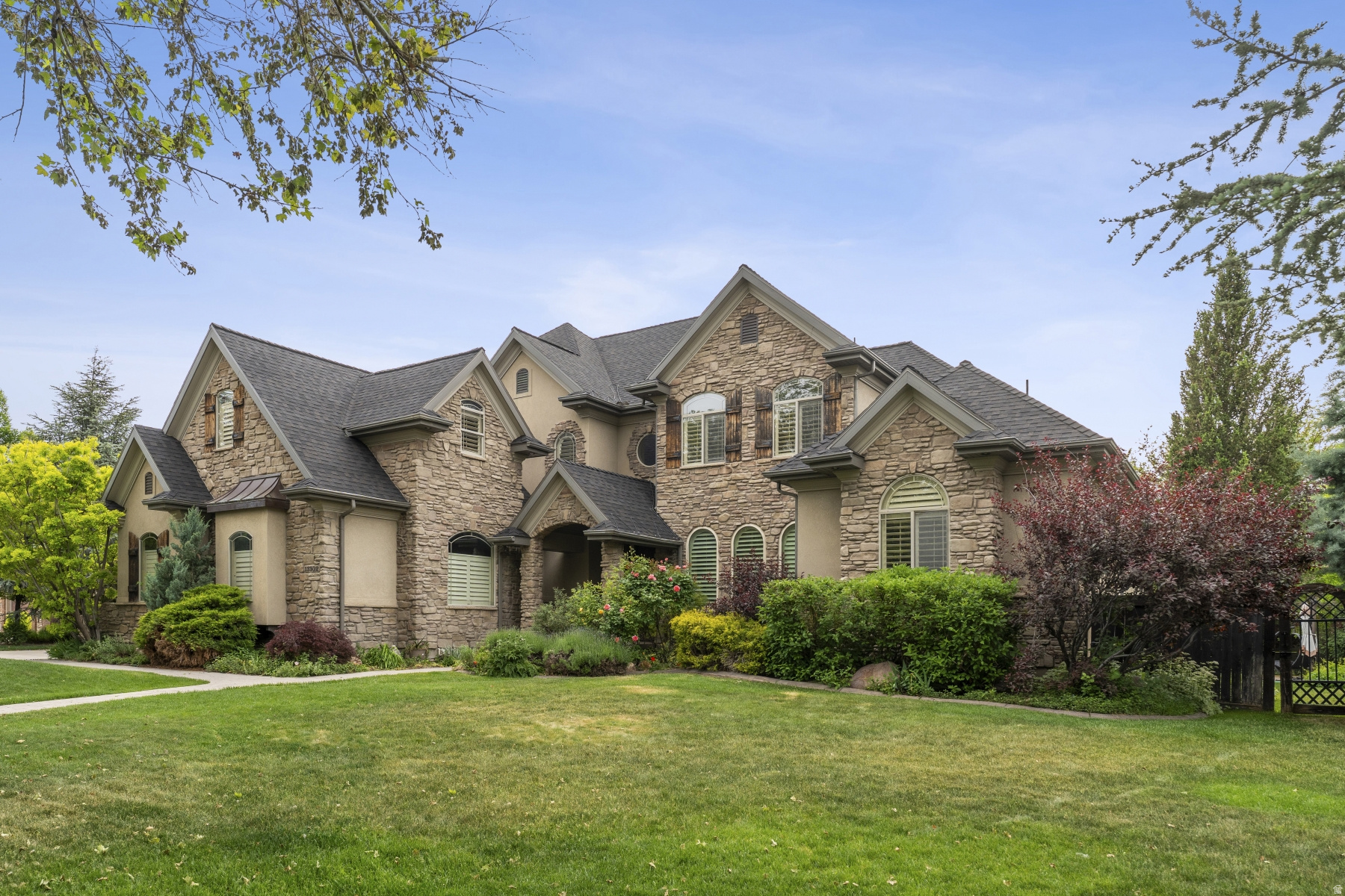 CORNER CROSSING PH 2 - Residential