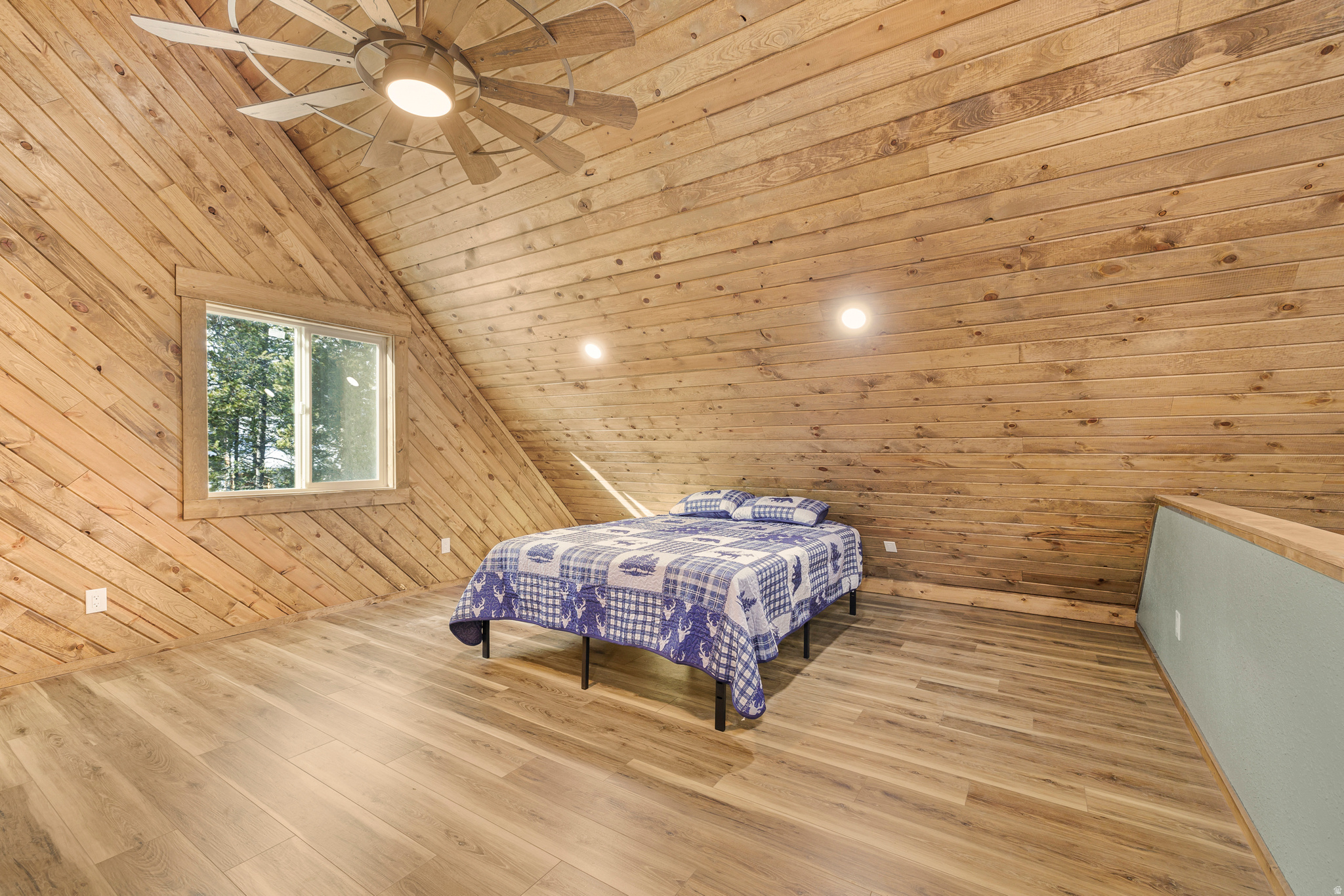 YALE CREEK CABIN SITES - Residential