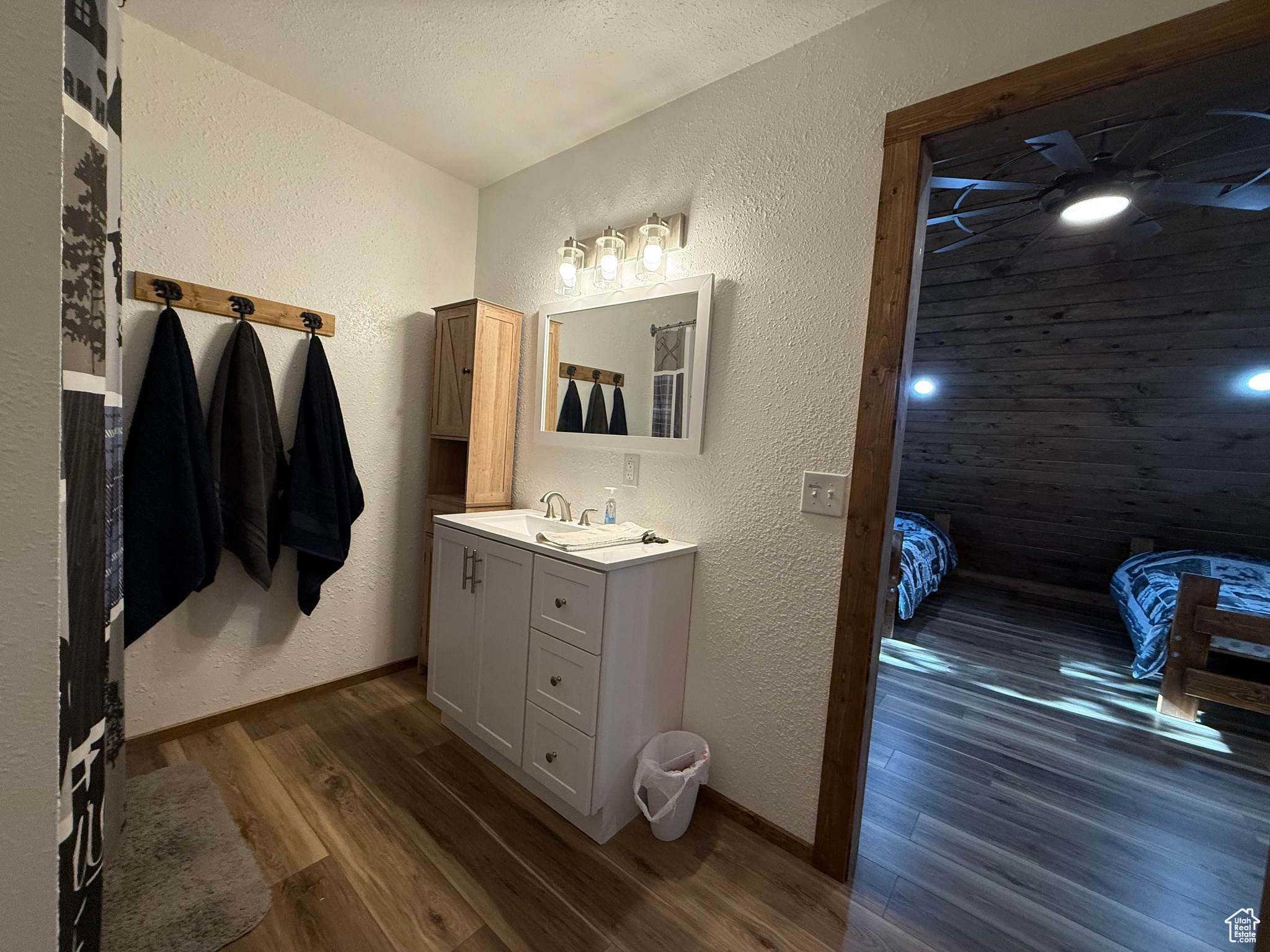 YALE CREEK CABIN SITES - Residential