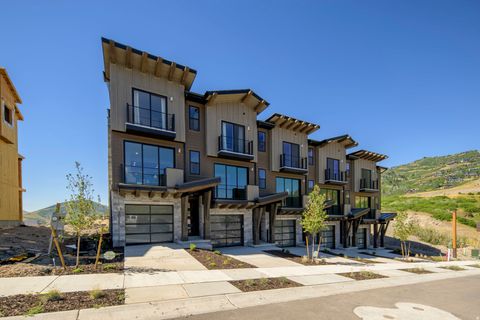 Townhouse For Sale - 2071 W Pinnacle Ln #H1<br/> Heber City, UT 84032