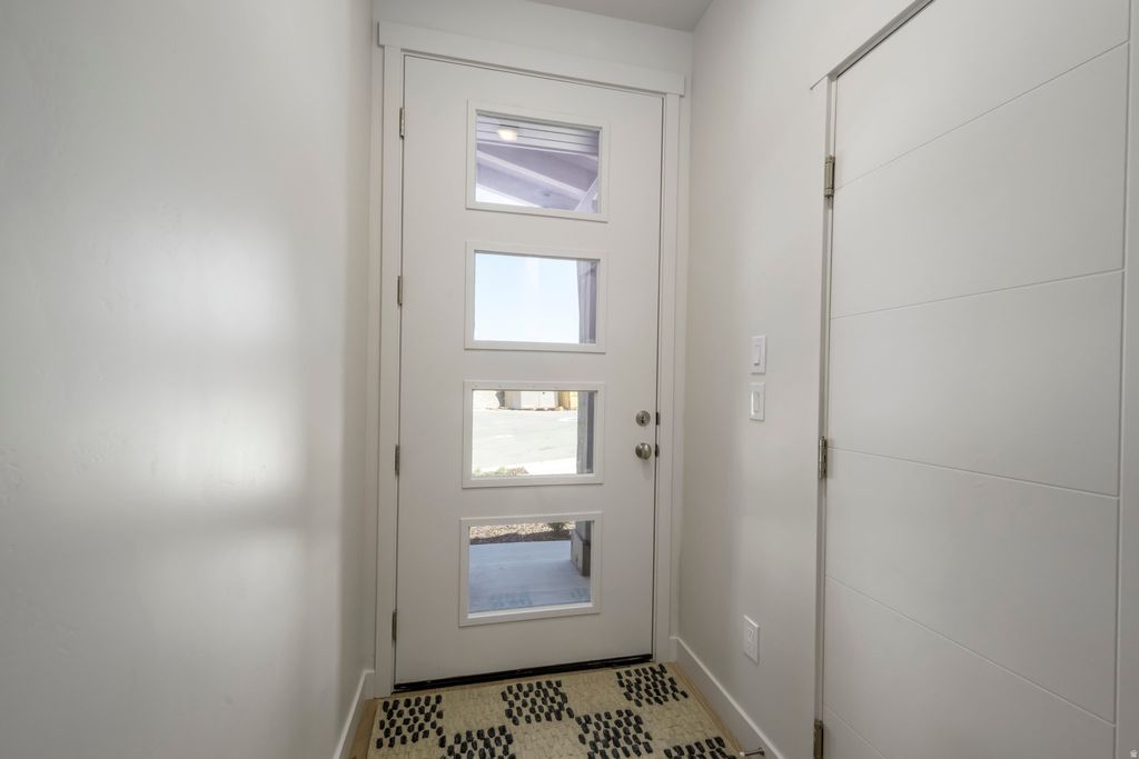 Photo of 2071 W PINNACLE LN #H1, Heber City, UT 84032 (MLS # 2141943)