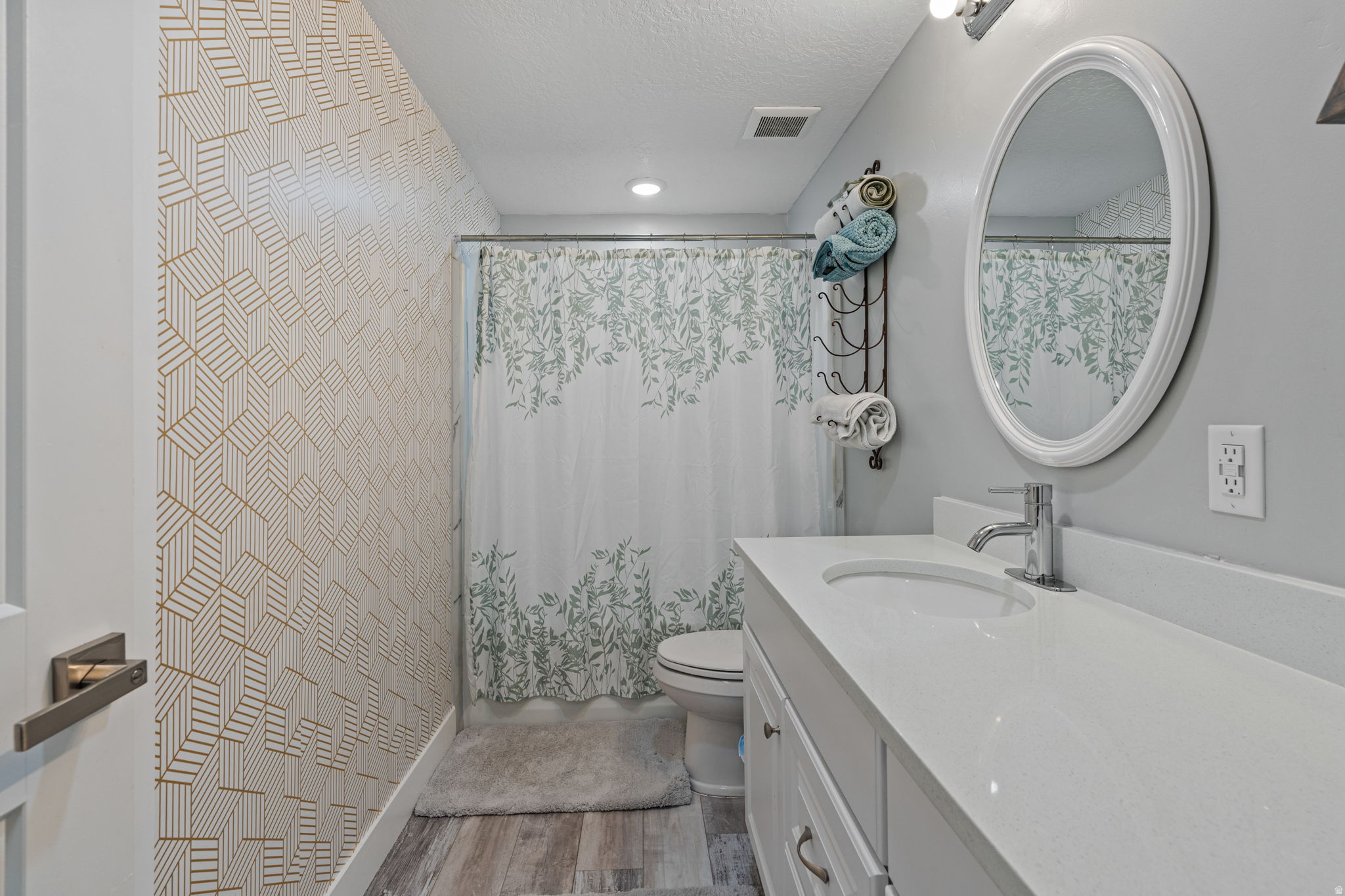 SNOWS SPRINGS - Residential