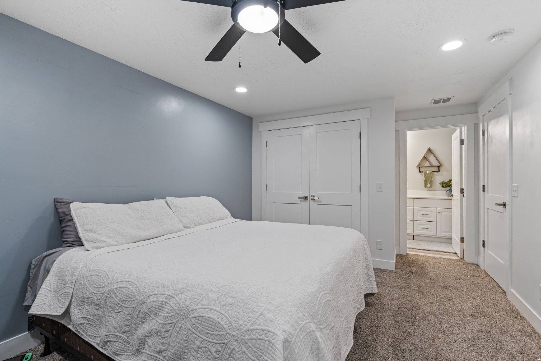 SNOWS SPRINGS - Residential