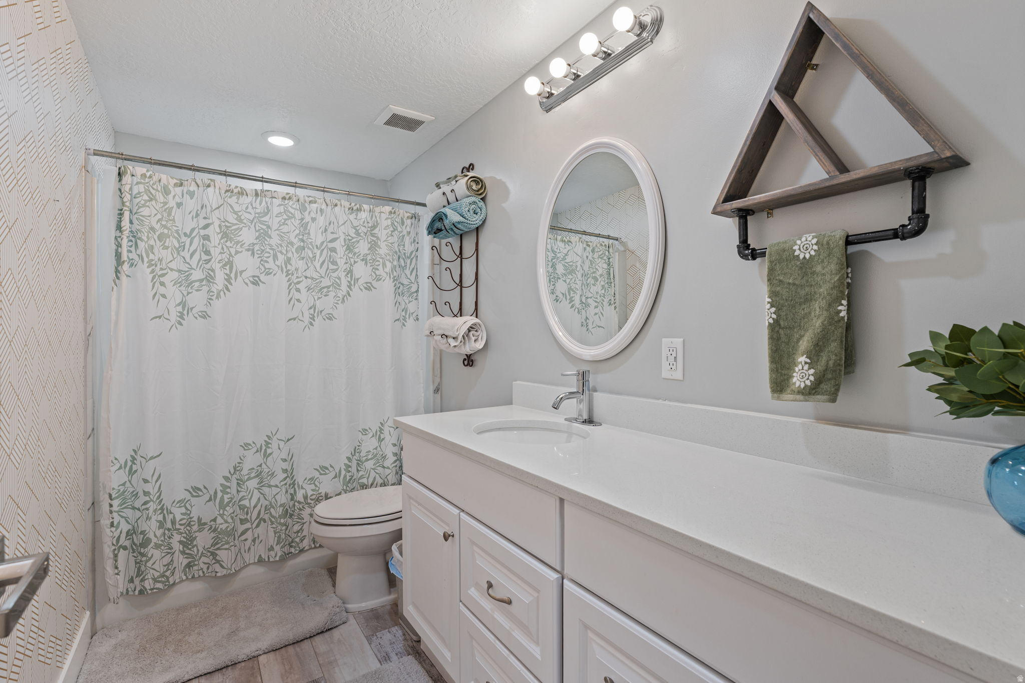 SNOWS SPRINGS - Residential