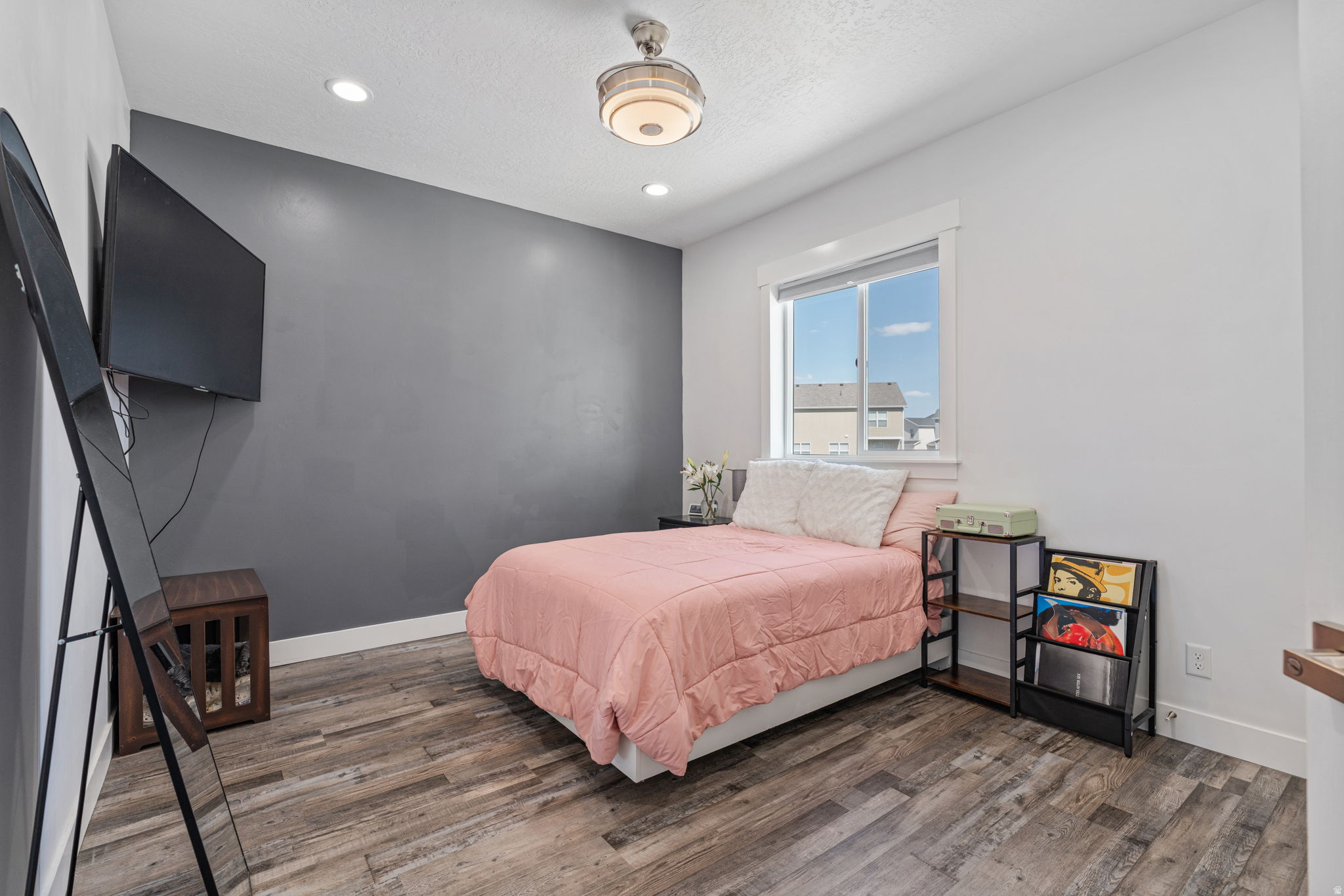 SNOWS SPRINGS - Residential