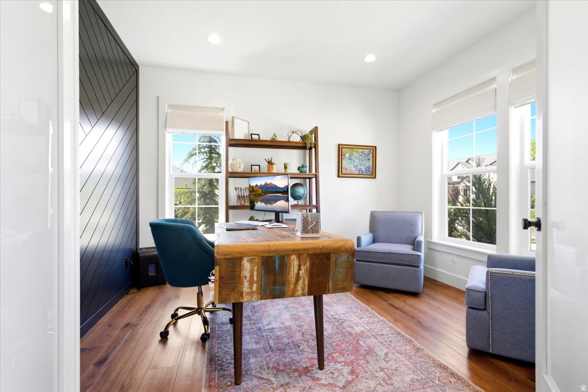 GREENWOOD CREEK - Residential