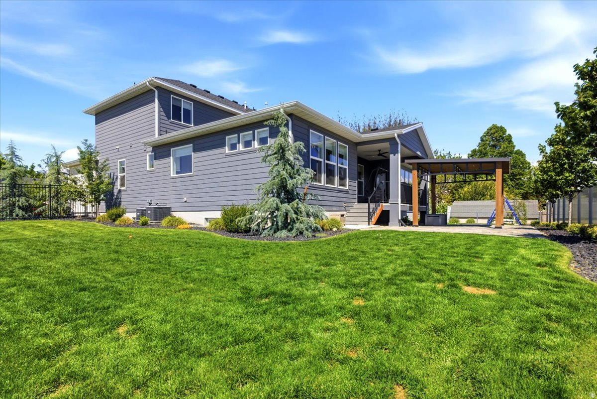 GREENWOOD CREEK - Residential