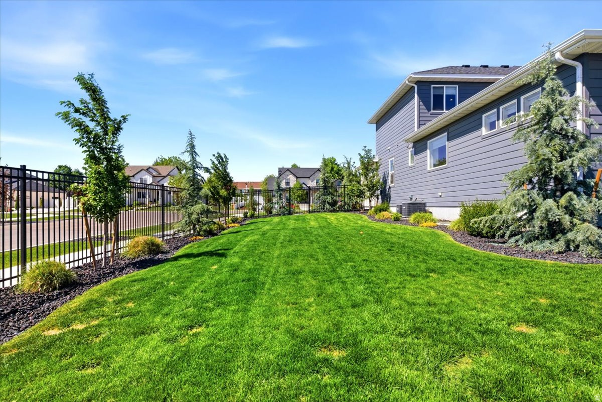 GREENWOOD CREEK - Residential