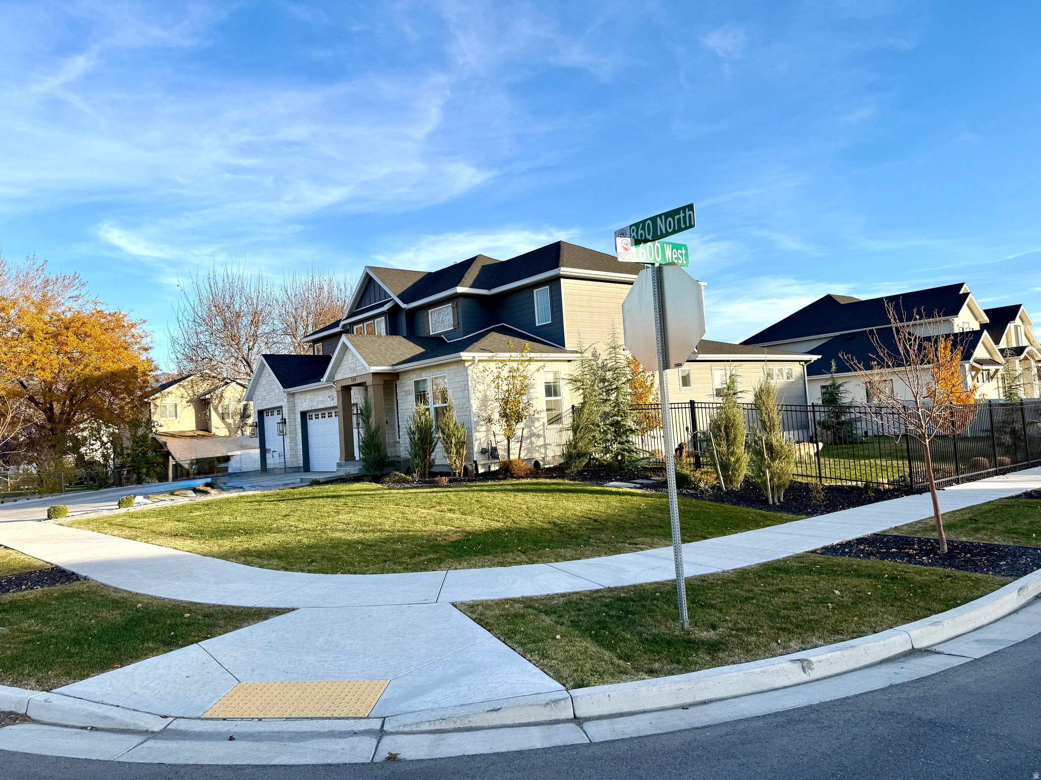 GREENWOOD CREEK - Residential