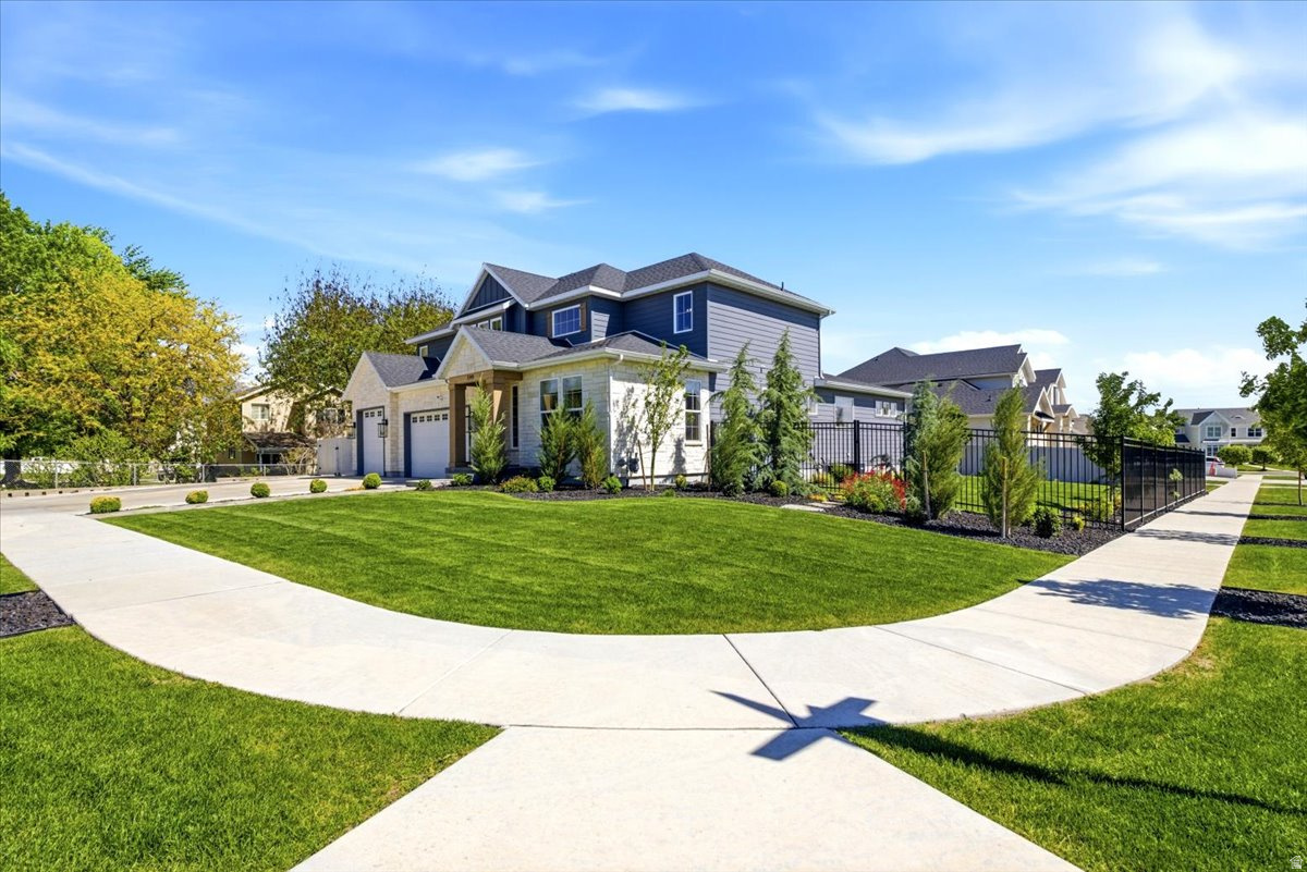 GREENWOOD CREEK - Residential