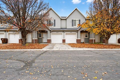 Tiny photo for 2403 S BLACK CT, West Valley City, UT 84119 (MLS # 2123331)