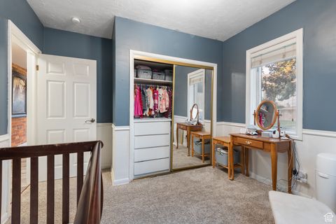 Tiny photo for 914 E LAKEVIEW Dr, Bountiful, UT 84010 (MLS # 2116867)