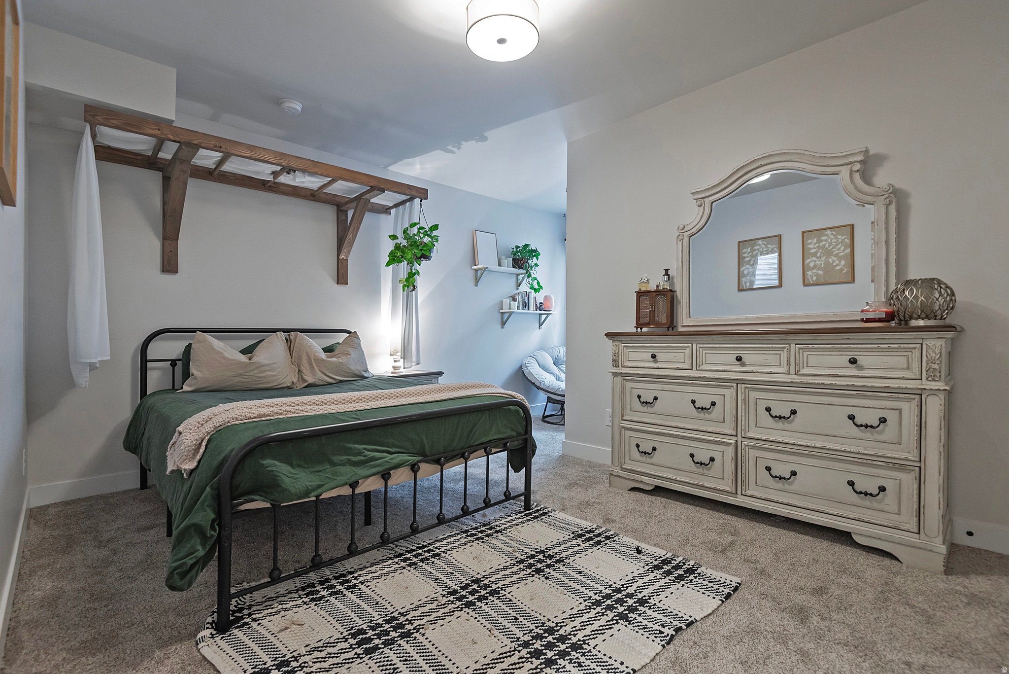 DAYBREAK - Residential