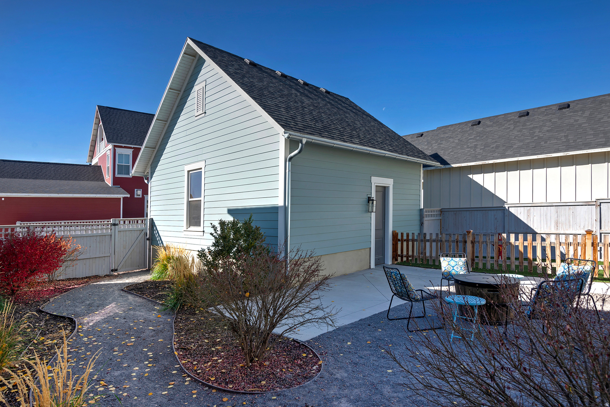 DAYBREAK - Residential