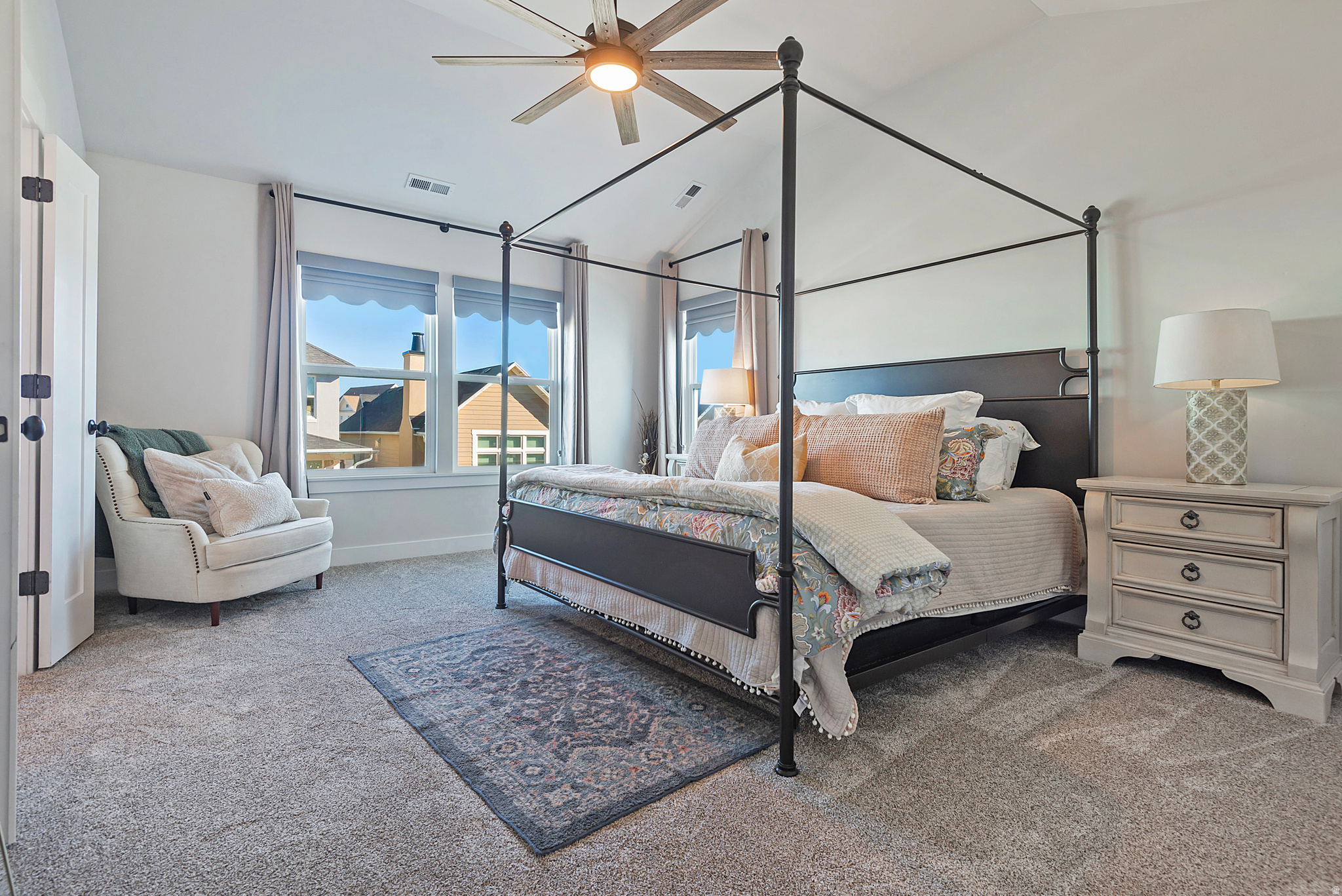 DAYBREAK - Residential