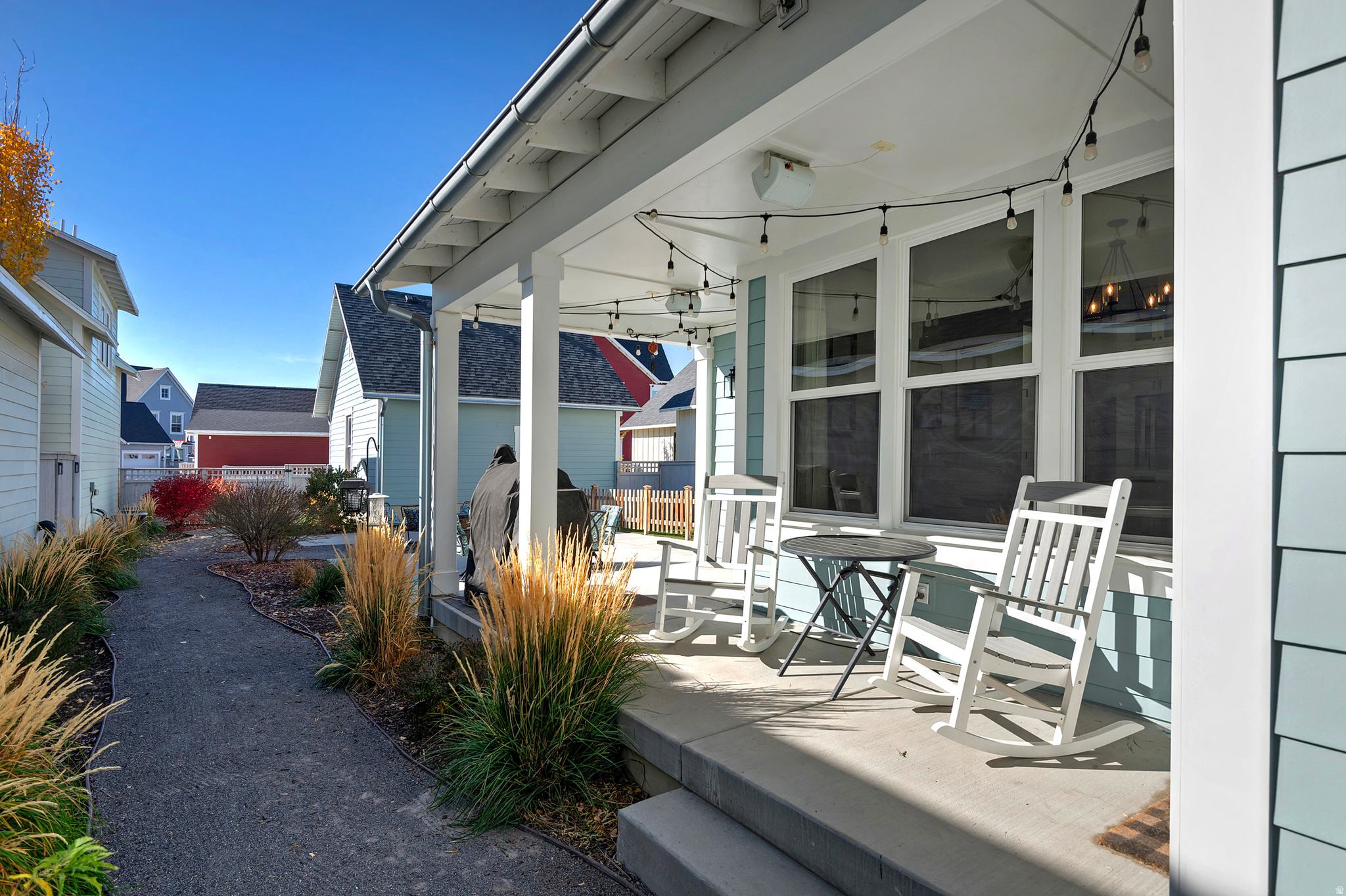 DAYBREAK - Residential