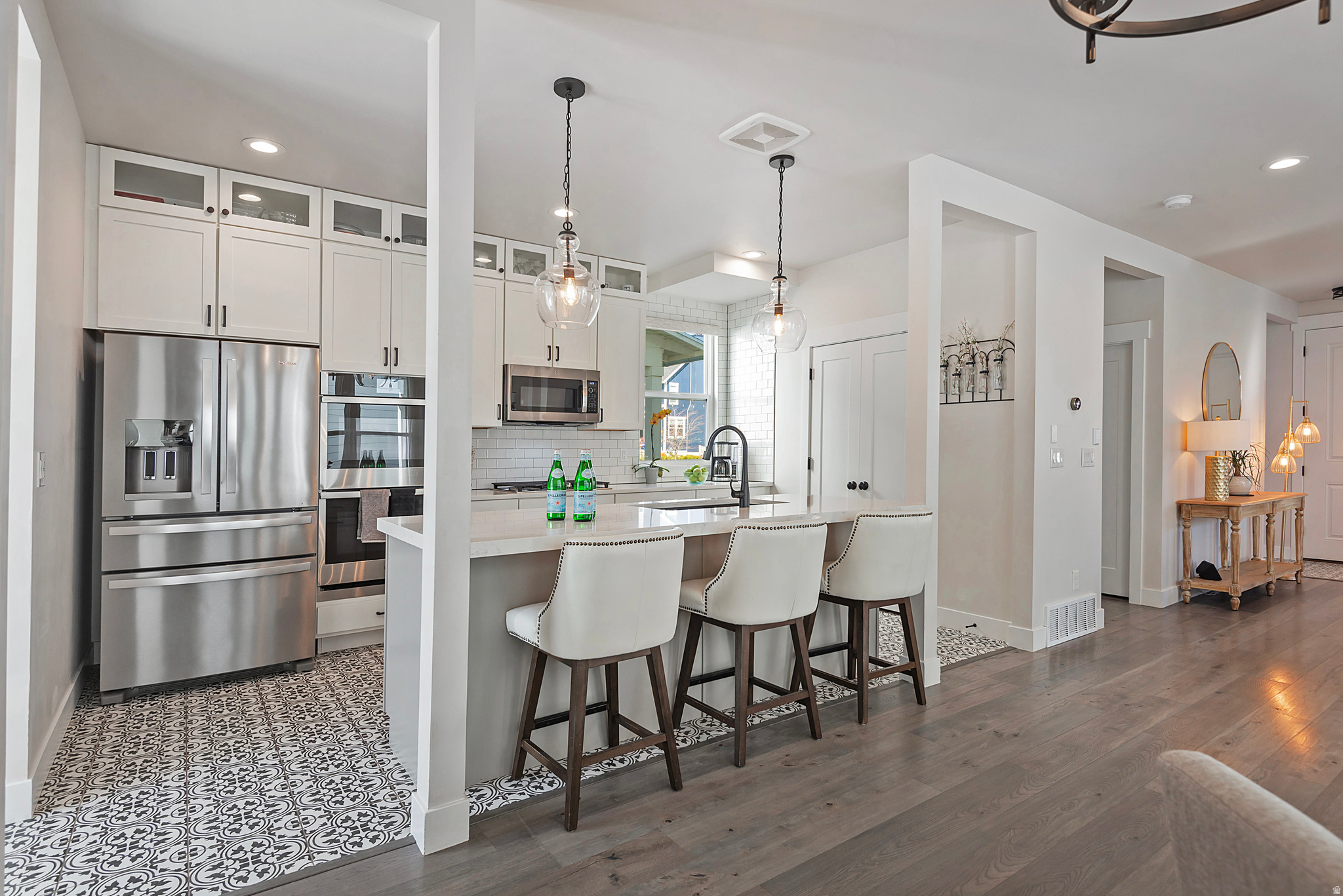 DAYBREAK - Residential