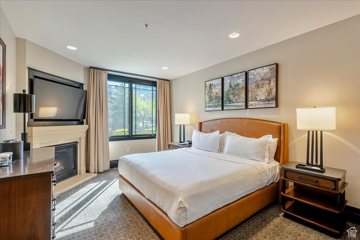 WALDORF ASTORIA - Residential